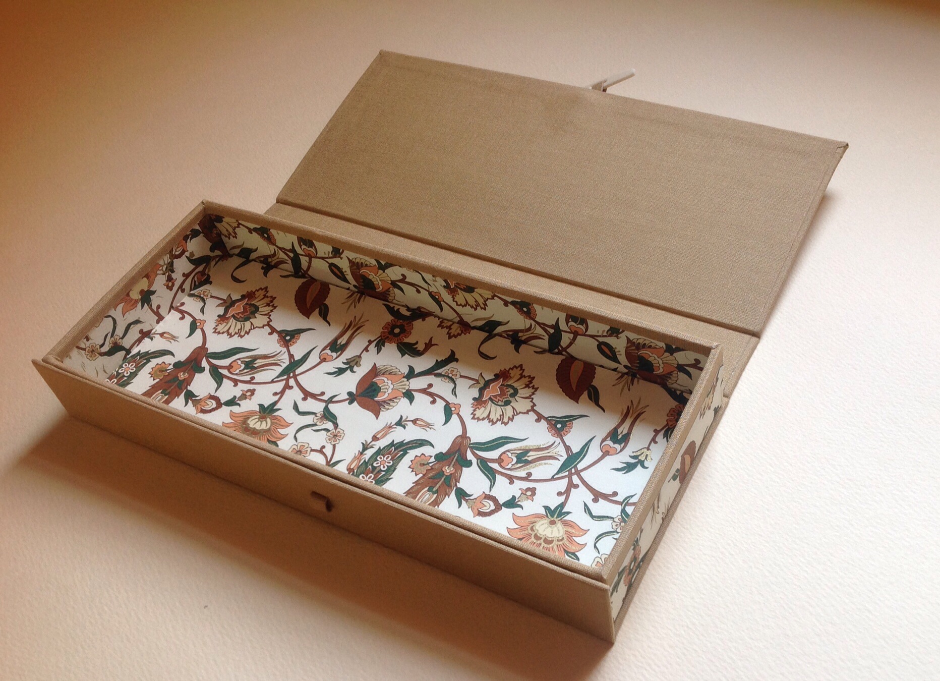 box utensil box utensil