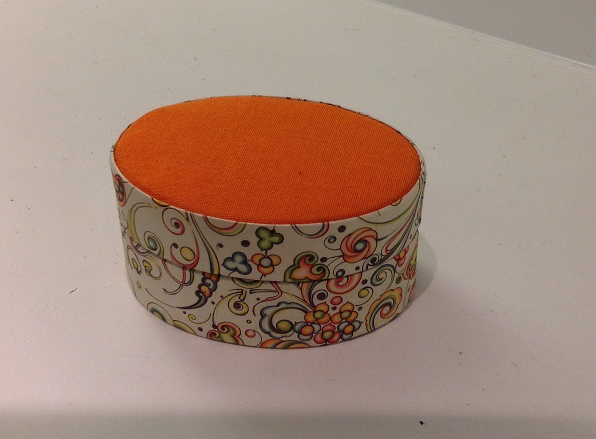 mini oval box