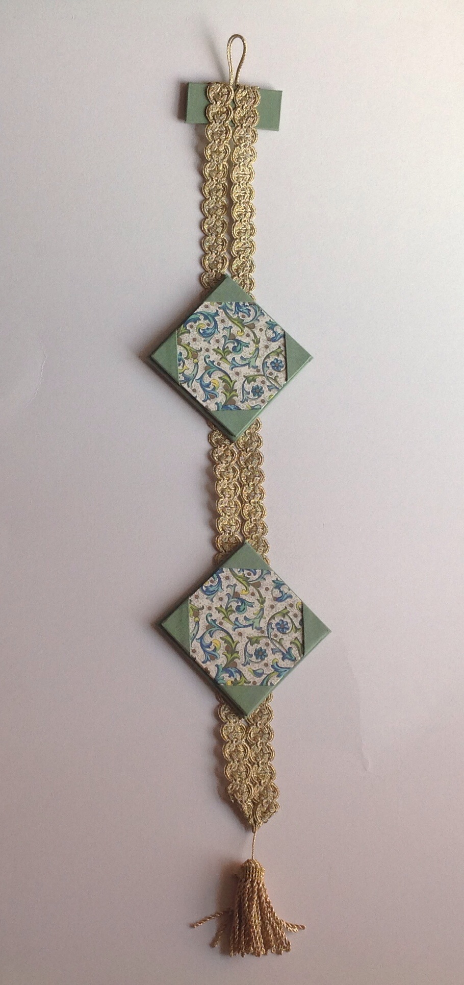 pendant frame