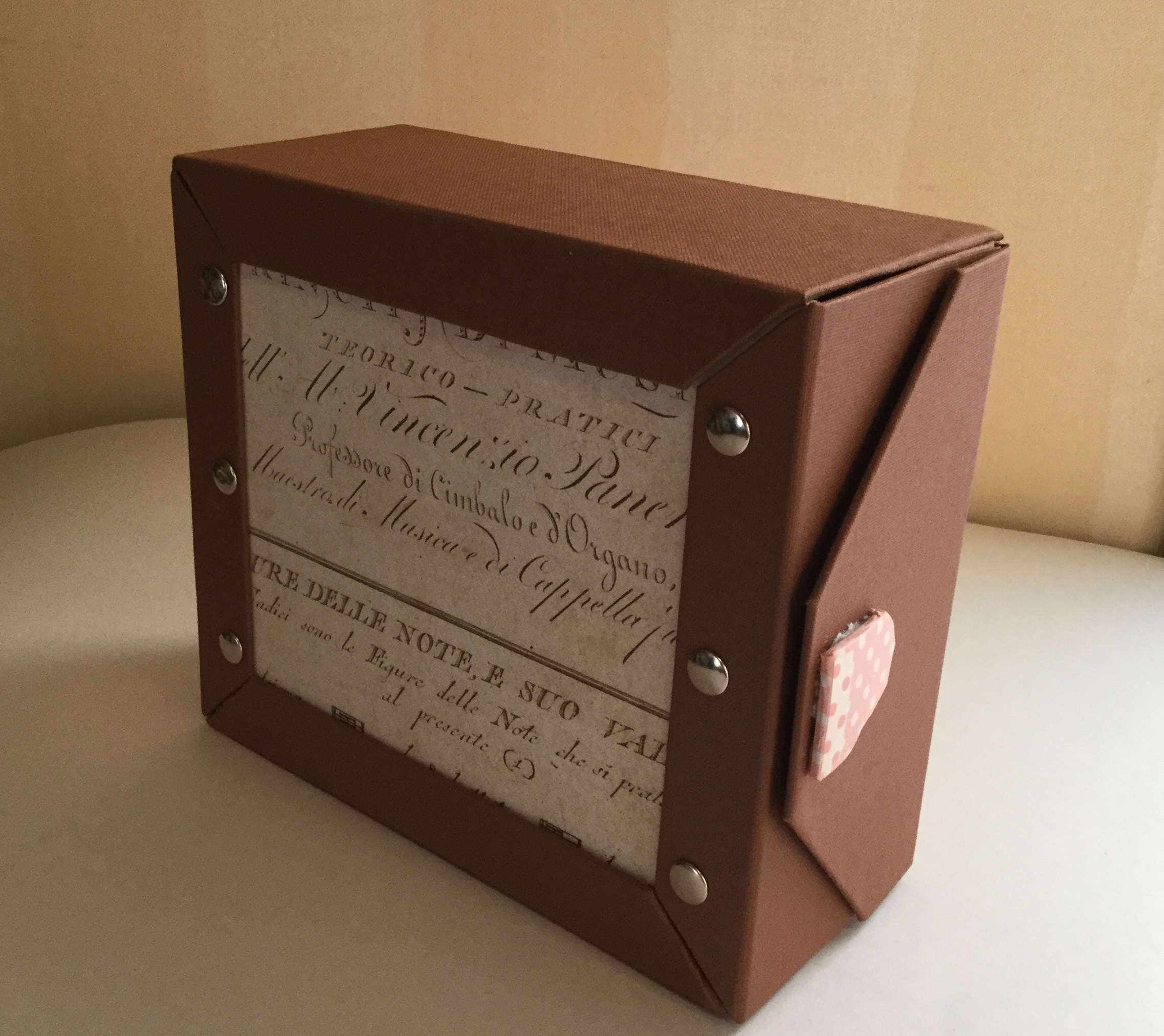 CD box CD box