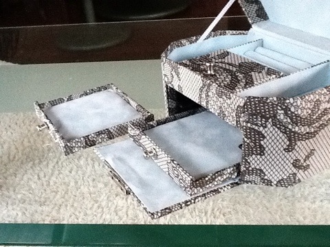 jewely piano1