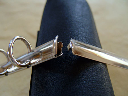 �����ƥ��Ģ���