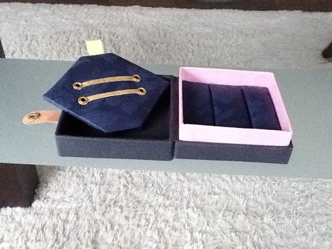 jewely box open